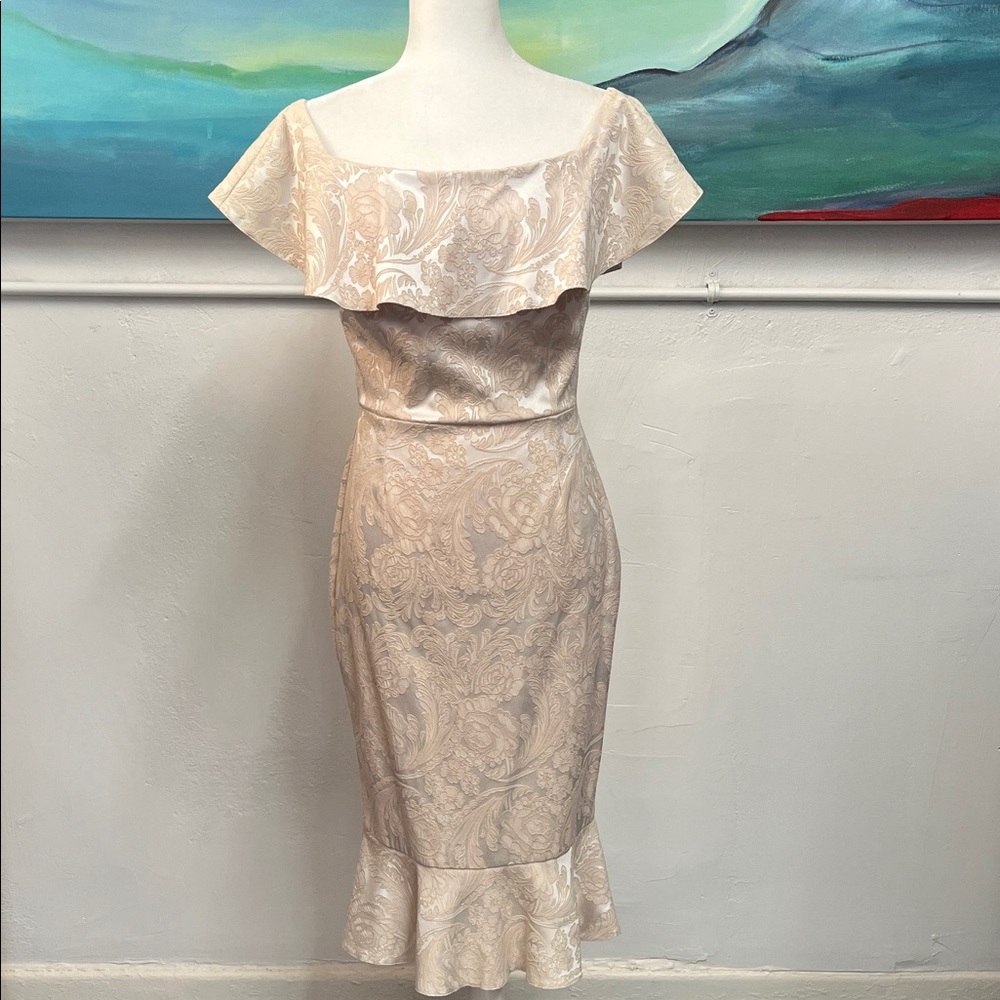 Vesper Elegant Cream Off-Shoulder Dress